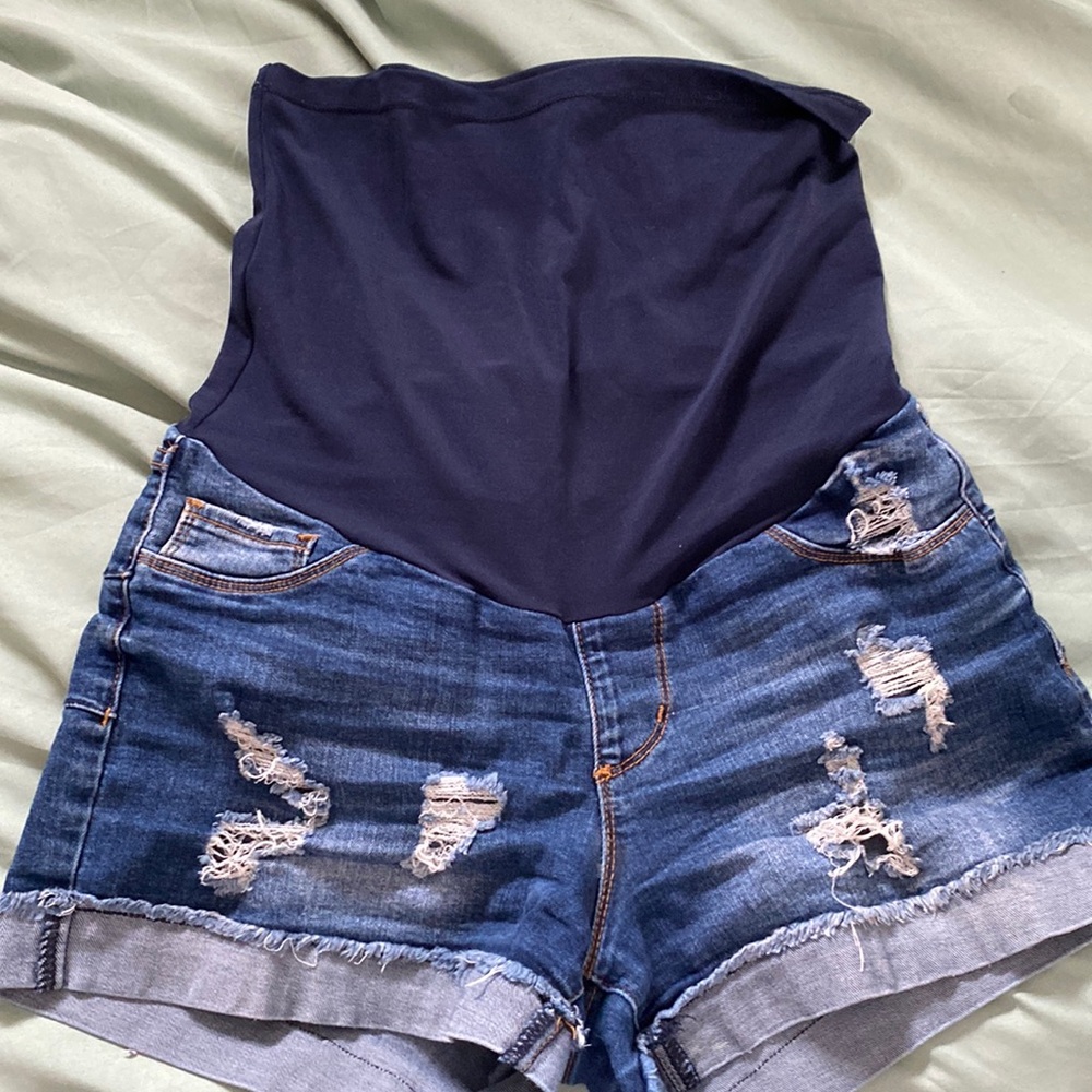 Song Maternity Size 5 dark blue ripped jean shorts